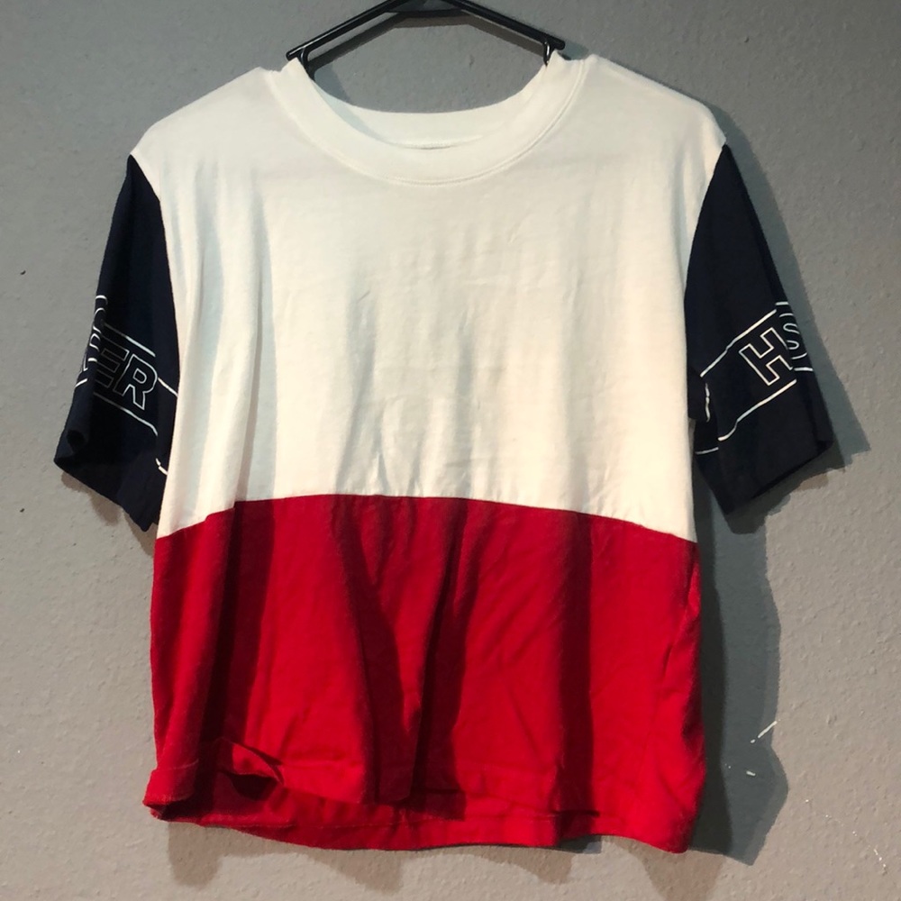 Hollister top